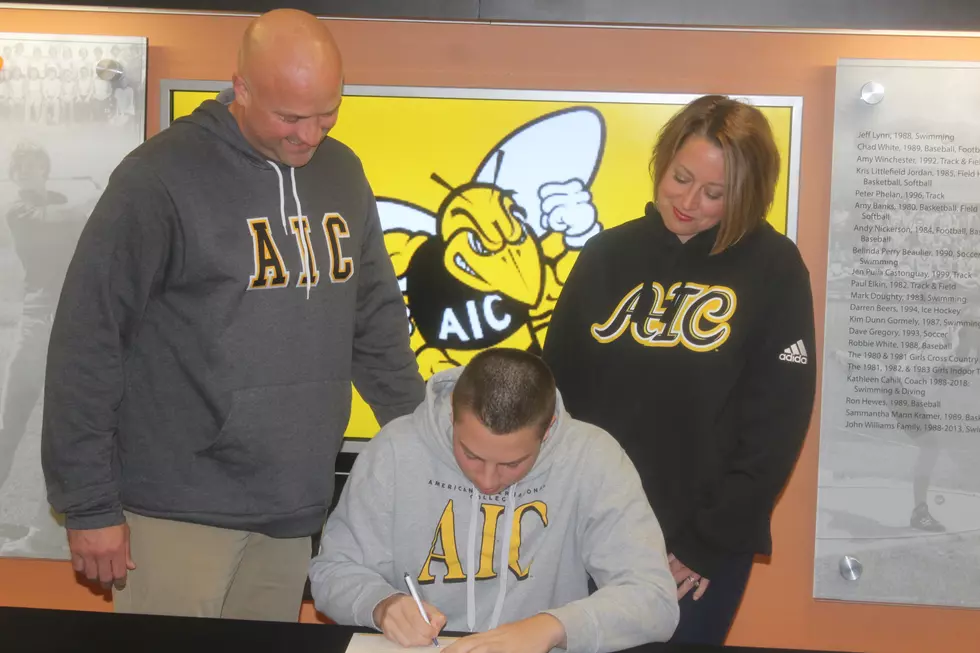 Ryder Goodwin signing National Letter of Intent to attend American International College November 22, 2022 Photo Chris Popper