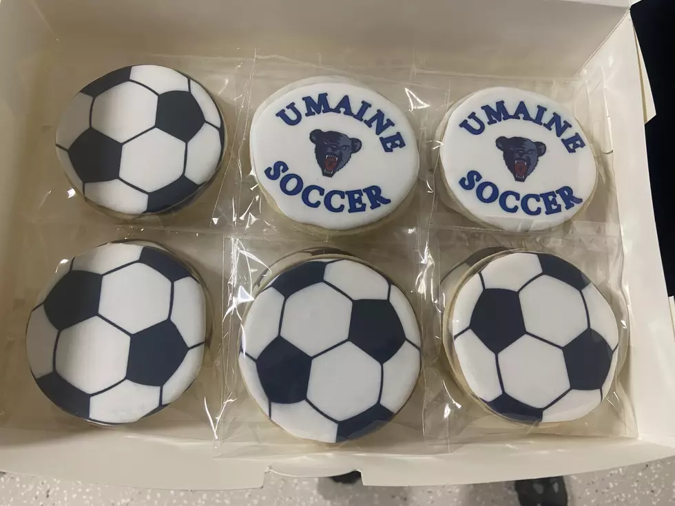 Cookies to Celebrate Olivia Scott NLI Signing Photo Chris Popper