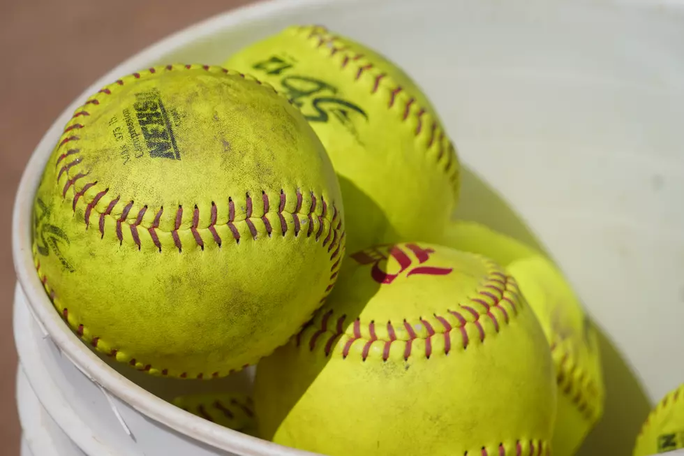#20 Husson Softball Splits Doubleheader at #19 Colby Thursday