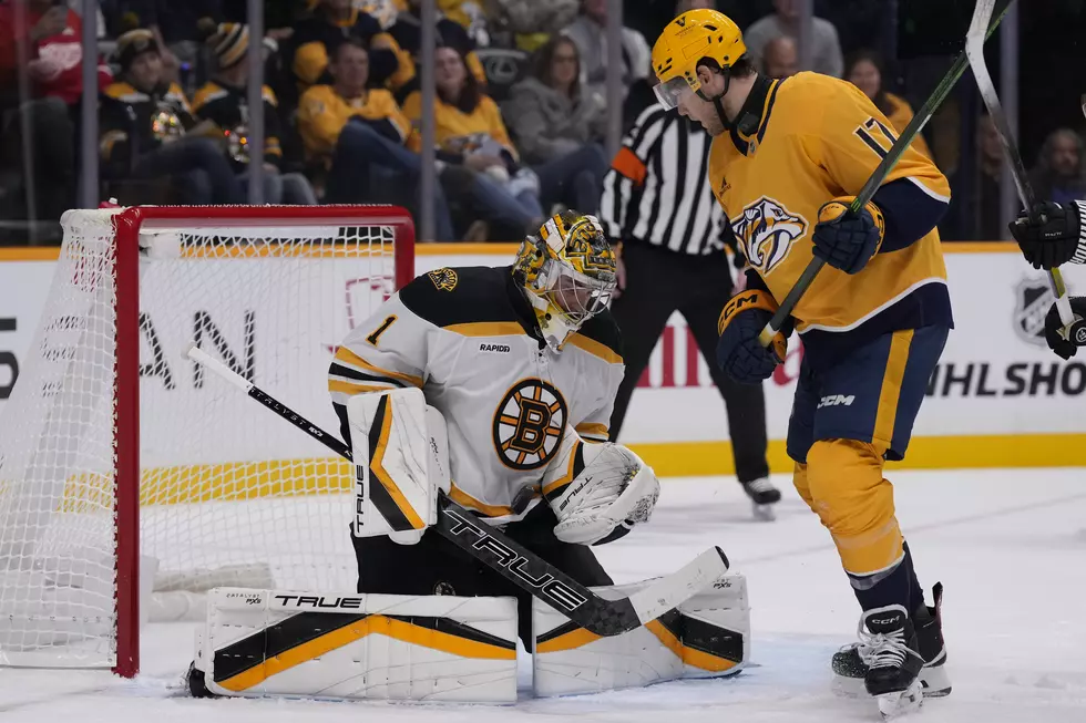 Predators beat Bruins 4-0 for 1st victory of season