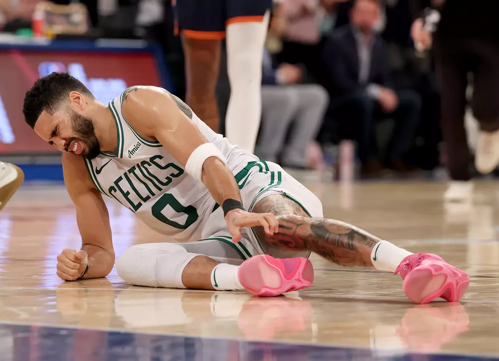 Jayson Tatum carried off floor with right leg injury and Celtics star will have MRI